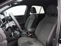 Volkswagen T-Roc 1.5 TSi 150 Pk Automaat R-Line | Trekhaak | Stoelverwarming | Camera | Climatronic | Adaptive cruise | Carplay | Navigatie | 17 Inch | 16.410 Km !!