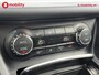 Mercedes-Benz CLA 200 Ambition AMG Sportstoelen Achteruitrijcamera | Stoelverwarming | Navigatie | Bluetooth