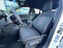 Hyundai Kona Electric N Line Business 64.8 kWh || Adaptieve Cruise Control | Parkeersensoren voor en achter | Dodehoekdetectie | Navigatie | Stoel / Stuurverwarming | Keyless entry en start| Uit Voorraad Leverbaar |