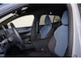 Volvo EX30 Extended Range Ultra 69 kWh - Adaptive Cruise Control - Parkeercamera achter - Verwarmde voorstoelen & stuur - Parkeersensoren achter - Apple Carplay & Android Auto - Extra getint glas - 19' LMV
