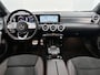 Mercedes-Benz A-klasse 250 e AMG Line | Panoramadak | Achteruitrijcamera | Digitale radio DAB+ | Night pakket | Inclusief 24 maanden MB Certified garantie voor Europa.
