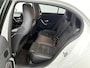 Mercedes-Benz A-klasse 250 e AMG Line | Panoramadak | Achteruitrijcamera | Digitale radio DAB+ | Night pakket | Inclusief 24 maanden MB Certified garantie voor Europa.