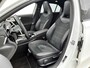 Mercedes-Benz A-klasse 250 e AMG Line | Panoramadak | Achteruitrijcamera | Digitale radio DAB+ | Night pakket | Inclusief 24 maanden MB Certified garantie voor Europa.