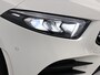 Mercedes-Benz A-klasse 250 e AMG Line | Panoramadak | Achteruitrijcamera | Digitale radio DAB+ | Night pakket | Inclusief 24 maanden MB Certified garantie voor Europa.