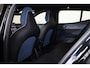 Volvo EX30 Extended Range Plus 69 kWh - Climate Pack - Adaptive Cruise Control - Parkeercamera achter - 19' LMV