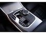 BMW 3-Serie Touring 330e M Sport - Comfort Access - Active Cruise Control - Zonneschermen achterramen - Elektrisch verstelbare/verwarmde voorstoelen - Parking Assistant Plus - Getinte ruiten -