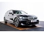 BMW 3-Serie Touring 330e M Sport - Comfort Access - Active Cruise Control - Zonneschermen achterramen - Elektrisch verstelbare/verwarmde voorstoelen - Parking Assistant Plus - Getinte ruiten -