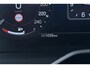 Land Rover Defender 2.0 P300e 110 X | FACELIFT | ClearSight | Meridian Surround | Trekhaak | Luchtvering | Koelbox | Panoramadak | 22 Inch