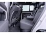 Land Rover Defender 2.0 P300e 110 X | FACELIFT | ClearSight | Meridian Surround | Trekhaak | Luchtvering | Koelbox | Panoramadak | 22 Inch