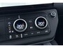 Land Rover Defender 2.0 P300e 110 X | FACELIFT | ClearSight | Meridian Surround | Trekhaak | Luchtvering | Koelbox | Panoramadak | 22 Inch