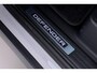 Land Rover Defender 2.0 P300e 110 X | FACELIFT | ClearSight | Meridian Surround | Trekhaak | Luchtvering | Koelbox | Panoramadak | 22 Inch