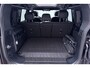 Land Rover Defender 2.0 P300e 110 X | FACELIFT | ClearSight | Meridian Surround | Trekhaak | Luchtvering | Koelbox | Panoramadak | 22 Inch