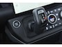 Land Rover Defender 2.0 P300e 110 X | FACELIFT | ClearSight | Meridian Surround | Trekhaak | Luchtvering | Koelbox | Panoramadak | 22 Inch