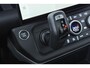 Land Rover Defender 2.0 P300e 110 X | FACELIFT | ClearSight | Meridian Surround | Trekhaak | Luchtvering | Koelbox | Panoramadak | 22 Inch