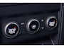 Land Rover Defender 2.0 P300e 110 X | FACELIFT | ClearSight | Meridian Surround | Trekhaak | Luchtvering | Koelbox | Panoramadak | 22 Inch