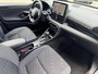 Toyota Yaris 1.5 Hybrid 115 DYNAMIC LM-VELGEN 16'' APPLE/ANDROID LED NAVI KEYLESS CAMERA CLIMATE PRIVACY GLASS NL-AUTO