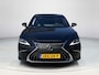 Lexus ES 300h 35th Edition **TWEEDE PINKSTERDAG OPEN/ SCHUIF/KANTEL DAK/ LEDER/ DODEHOEK DETECTIE**