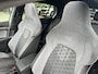 Volkswagen Golf 1.5 eTSI 150pk DSG R-Line / Panorma dak / Black style / Standkachel / 18'' LMV