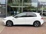 Volkswagen Golf 1.5 eTSI 150pk DSG R-Line / Panorma dak / Black style / Standkachel / 18'' LMV