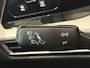 Volkswagen Golf 1.0 TSI 110pk Life Lounge Apple Carplay Android Auto Parkeersensoren Cruise Control DAB Climate Control LED Koplampen Bluetooth Lichtmetalen Velgen