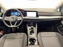 Volkswagen Golf 1.0 TSI 110pk Life Lounge Apple Carplay Android Auto Parkeersensoren Cruise Control DAB Climate Control LED Koplampen Bluetooth Lichtmetalen Velgen