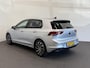 Volkswagen Golf 1.0 TSI 110pk Life Lounge Apple Carplay Android Auto Parkeersensoren Cruise Control DAB Climate Control LED Koplampen Bluetooth Lichtmetalen Velgen