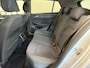 Volkswagen Golf 1.0 TSI 110pk Life Lounge Apple Carplay Android Auto Parkeersensoren Cruise Control DAB Climate Control LED Koplampen Bluetooth Lichtmetalen Velgen