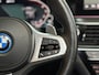 BMW 5-Serie 530e xDrive M-Sport Pro Pakket | Pano | M-Kuipstoelen | H/K Sound | Shadow-Line | HuD | CarbonSchwarz | ParkeerPakket+