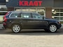 Volvo XC90 Kinetic 2.5 T 210 pk - AUTOMAAT - 7 persoons - APK 04-2027!
