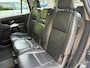 Volvo XC90 Kinetic 2.5 T 210 pk - AUTOMAAT - 7 persoons - APK 04-2027!