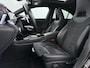 Mercedes-Benz CLA 180 Automaat AMG Business Solution Panoramadak Camera Widescreen cockpit Apple Carplay Android Auto Navi Pdc Cruise Control Stoelverwarming Privacy Glas Lmv Led DAB Licht en zichtpakket Premium pakket Dealeronderhouden 1e Eigenaar Origineel Nederlandse Auto