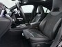 Mercedes-Benz CLA Automaat AMG Business Solution Panoramadak Camera Widescreen Apple Carplay Android Auto Navi Pdc Cruise Control Stoelverwarming Privacy Glas Lmv Led DAB Licht en zichtpakket Premium pakket Dealeronderhouden 1e Eigenaar Origineel Nederlandse Auto