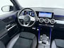 Mercedes-Benz GLB 200 AMG 7-zits // Camera // Sfeerverlichting // Augmented Reallity // Alarm // Nightpakket // 19" AMG // LED