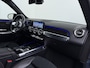 Mercedes-Benz GLB 200 AMG 7-zits // Camera // Sfeerverlichting // Augmented Reallity // Alarm // Nightpakket // 19" AMG // LED