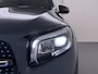 Mercedes-Benz GLB 200 AMG 7-zits // Camera // Sfeerverlichting // Augmented Reallity // Alarm // Nightpakket // 19" AMG // LED