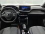 Peugeot 2008 SUV Allure Hybrid 145pk Automaat | Navigatie | Camera v+a | Climate Control | Adaptieve Cruise Control | Parkeersensoren v+a | Keyless | Dodehoeksensor | Draadloze Apple Carplay / Android Auto + telefoonlader | Digitaal instrumentenpaneel | DAB+ radio | Led koplampen | Donker getint glas | 17" lichtmetalen velgen |