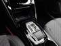 Peugeot 2008 SUV Allure Hybrid 145pk Automaat | Navigatie | Camera v+a | Climate Control | Adaptieve Cruise Control | Parkeersensoren v+a | Keyless | Dodehoeksensor | Draadloze Apple Carplay / Android Auto + telefoonlader | Digitaal instrumentenpaneel | DAB+ radio | Led koplampen | Donker getint glas | 17" lichtmetalen velgen |