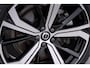Volvo XC60 T8 Ultra Dark | Luchtvering | Bowers&Wilkins | Panoramadak | Massage | 360° Camera | Head-Up | ACC