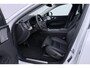 Volvo XC60 T8 Ultra Dark | Luchtvering | Bowers&Wilkins | Panoramadak | Massage | 360° Camera | Head-Up | ACC