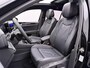 Volkswagen Tiguan 1.5 eHybrid Elegance Automaat - Panoramaschuif-kanteldak - Leer - Trekhaak - IQ light - 360 Camera - ErgoActive stoelen - Soundsysteem 'Harman Kardon'