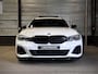BMW 3-Serie Touring M340i xDrive | Panodak | Laser | Trekhaak | Driving Assistant Prof | 19 inch |
