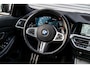 BMW 3-Serie Touring M340i xDrive | Panodak | Laser | Trekhaak | Driving Assistant Prof | 19 inch |