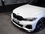 BMW 3-Serie Touring M340i xDrive | Panodak | Laser | Trekhaak | Driving Assistant Prof | 19 inch |