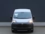 Peugeot Boxer Zwaar 2.2 HDi 140PK L2H2 3,5T I Trekhaak 3000 kg trekgewicht I Pack Techno Plus I Verzwaarde vering I Navigatie