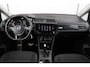 Volkswagen Touran 1.5 TSI 150pk DSG Comfortline | 7Persoons | Trekhaak | Navigatie | Adaptive Cruise | Stoelverwarming