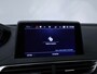 Peugeot 3008 1.2 PureTech Allure Sport (SCHUIFDAK,APPLE CARPLAY,NAVI,CAMERA,360 VIEW,CLIMATE,CRUISE,GETINT,TREKHAAK,SPORTSTOELEN)