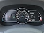 Hyundai Kona Electric EV Premium 64 kWh / SOH 100% / Dealer onderhouden / Head Up Display / CCS snelladen / Stuur- & Stoelverwarming / Warmtepomp / Achteruitrijcamera / Adaptief cruise control / Keyless Entry/Start / Apple Carplay Android Auto /