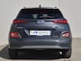 Hyundai Kona Electric EV Premium 64 kWh / SOH 100% / Dealer onderhouden / Head Up Display / CCS snelladen / Stuur- & Stoelverwarming / Warmtepomp / Achteruitrijcamera / Adaptief cruise control / Keyless Entry/Start / Apple Carplay Android Auto /