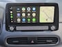 Hyundai Kona Electric EV Premium 64 kWh / SOH 100% / Dealer onderhouden / Head Up Display / CCS snelladen / Stuur- & Stoelverwarming / Warmtepomp / Achteruitrijcamera / Adaptief cruise control / Keyless Entry/Start / Apple Carplay Android Auto /