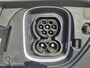 Hyundai Kona Electric EV Premium 64 kWh / SOH 100% / Dealer onderhouden / Head Up Display / CCS snelladen / Stuur- & Stoelverwarming / Warmtepomp / Achteruitrijcamera / Adaptief cruise control / Keyless Entry/Start / Apple Carplay Android Auto /